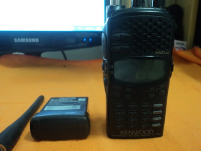 RADIO  KENWOOD TH-79 VENDIDO PARA SR.RENATO DO PARANA — Miniatura 3