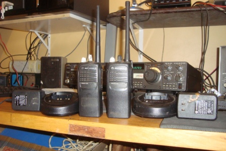 Vendo Radio motorola Pro 5150 VHF completo