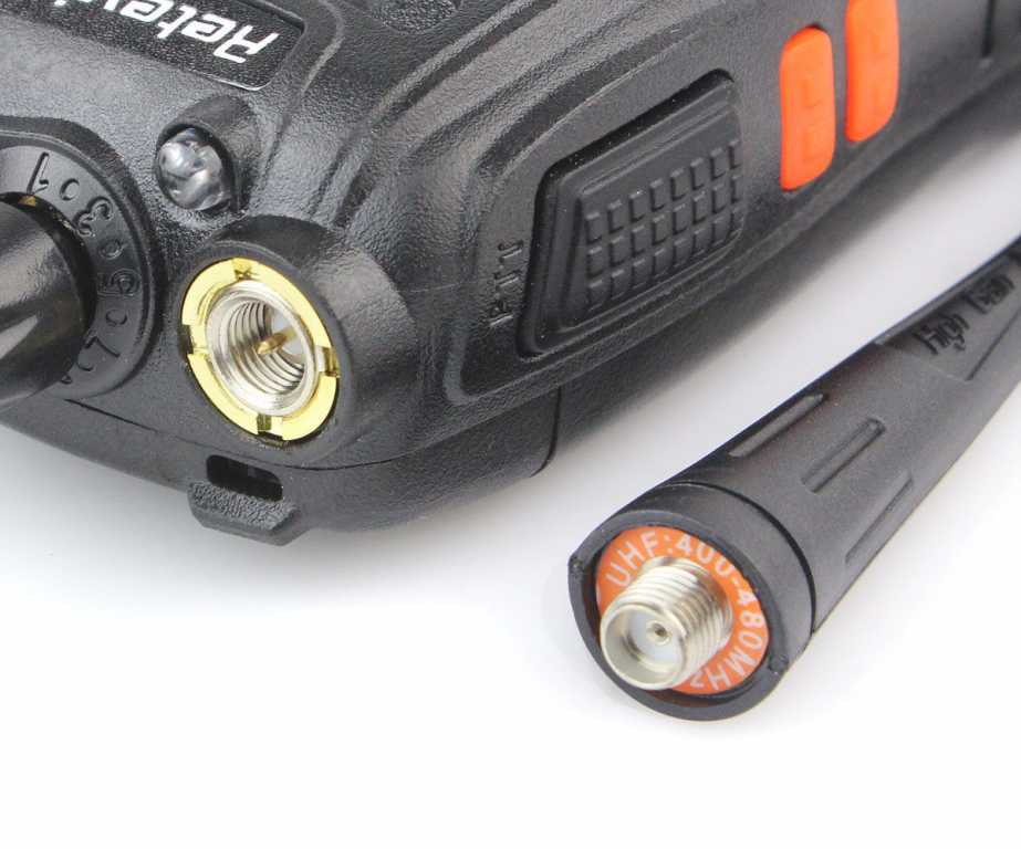 Rádio Transceptor UHF TWO WAY RADIO 400-470 Mhz, Novo e Completo Preço R$ 250,00