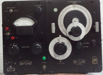 GERADORES DE RF VHF/UHF (Vintage)