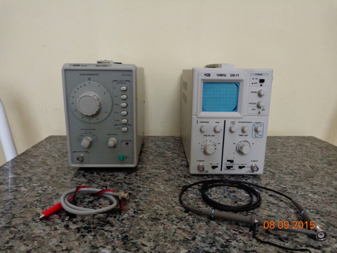 Vendo ou troco gerador de áudio e osciloscópio — Foto 2