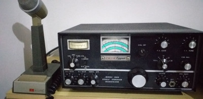 Rádio SWAN CYGNET 300B RELIQUIA.