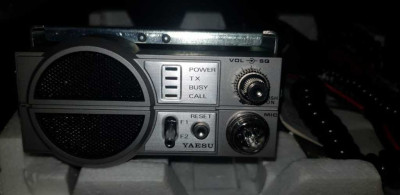 Rádio yaesu vhf/ fm