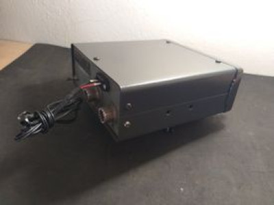 Vendo ou troco acoplador Kenwood AT-130 — Miniatura 3