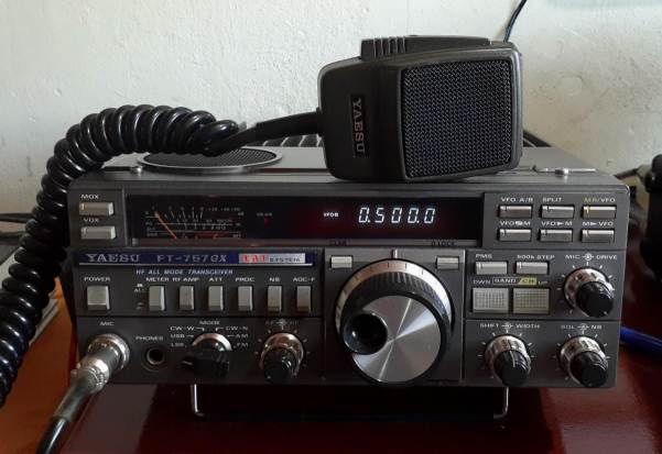 FT-757GX  - YAESU — Foto 6