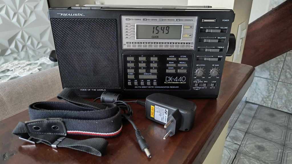 RADIO REALISTIC DX 440 SSB  PLL. — Foto 1