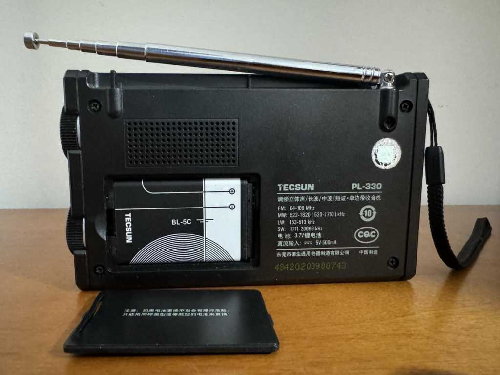 RÁDIO TECSUN PL 330 — Foto 5